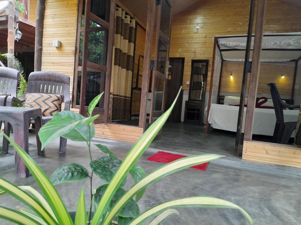 Golden Beach Chalets Arugam Bay Luaran gambar