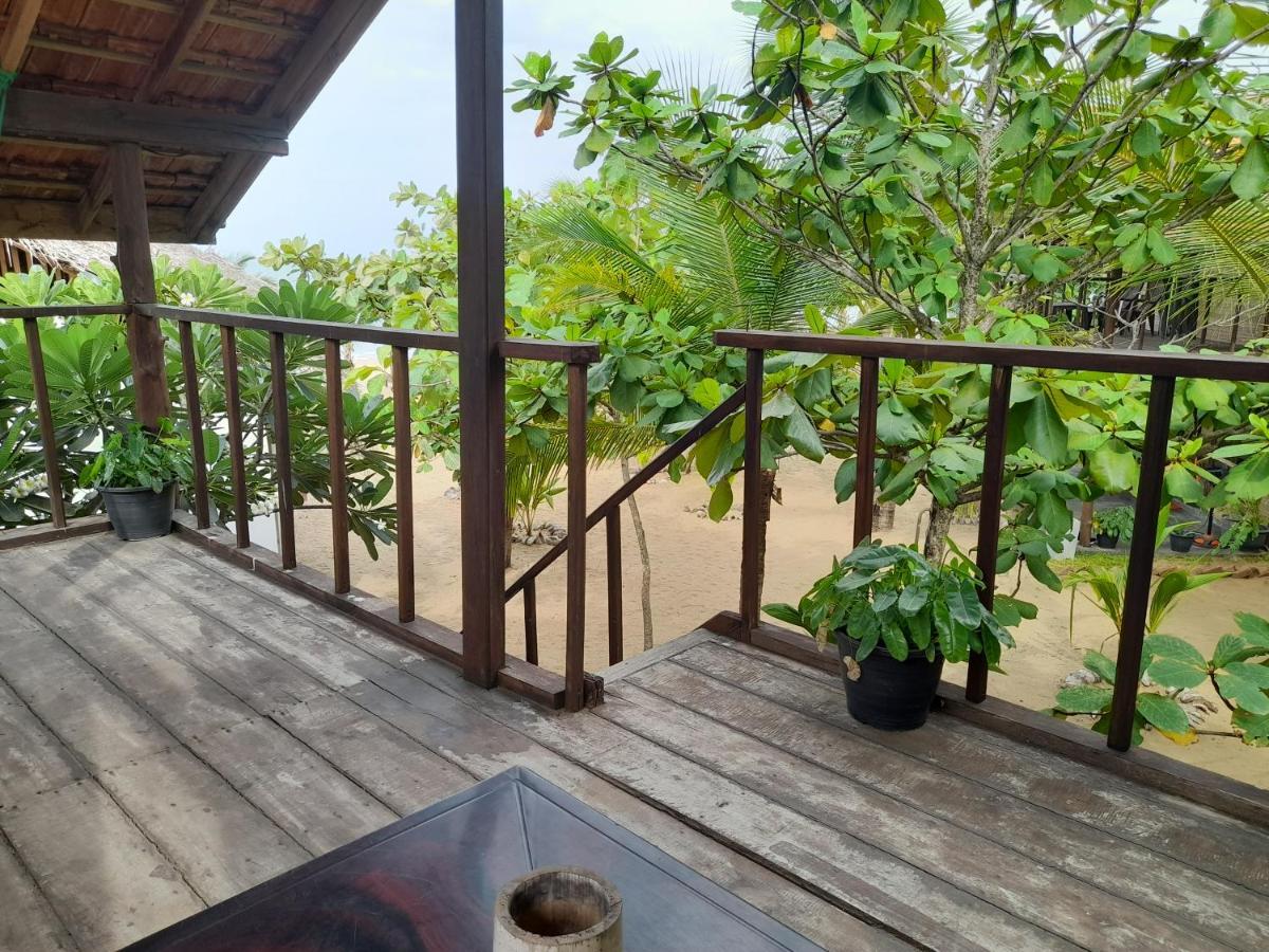 Golden Beach Chalets Arugam Bay Luaran gambar