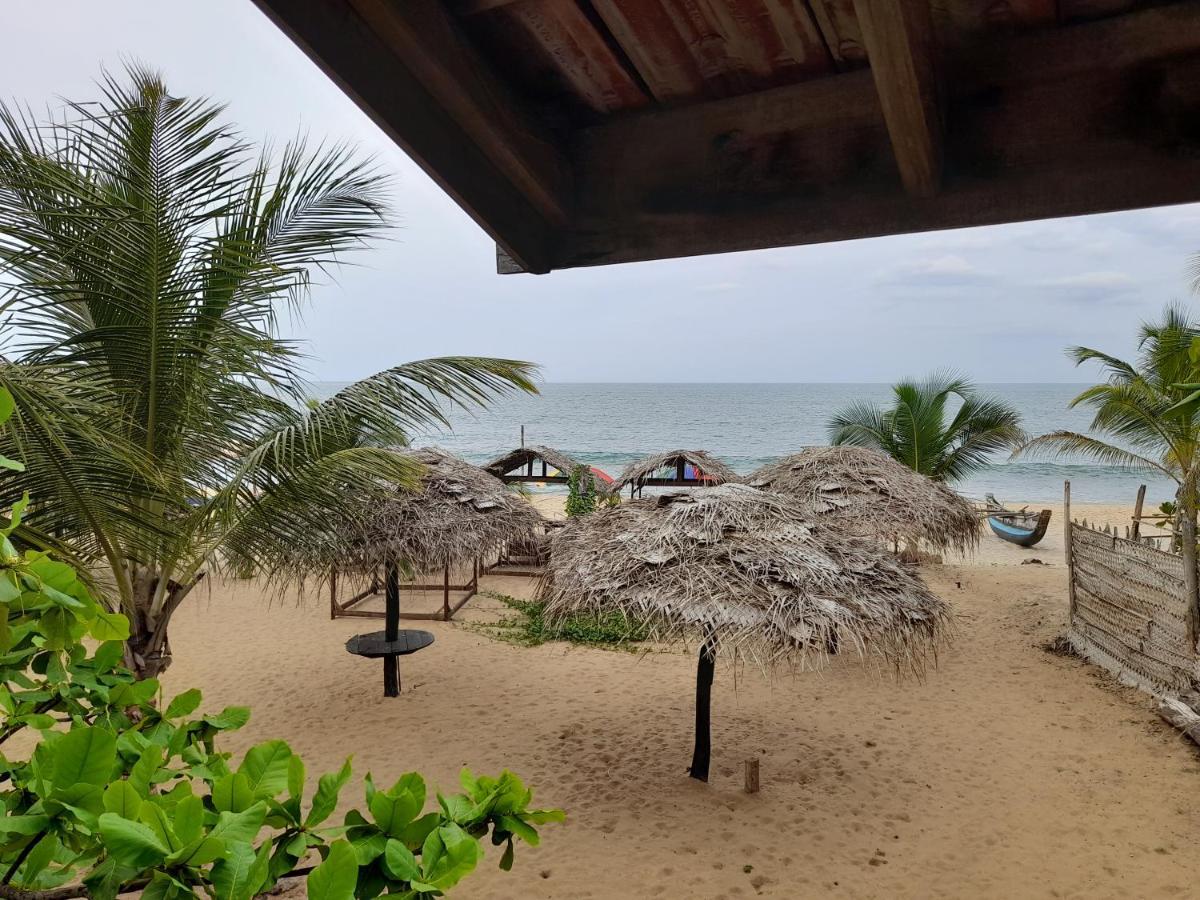 Golden Beach Chalets Arugam Bay Luaran gambar