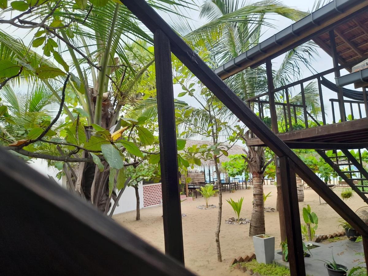 Golden Beach Chalets Arugam Bay Luaran gambar