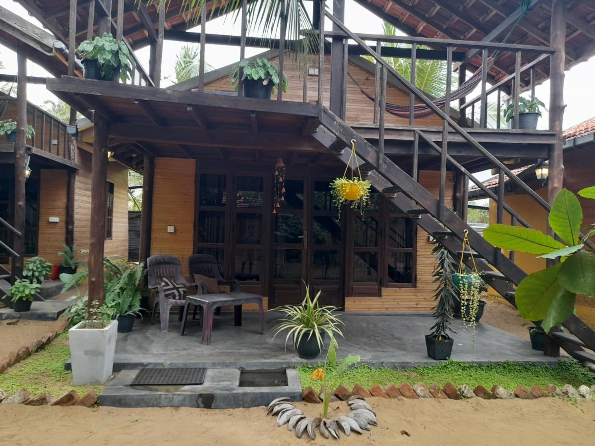 Golden Beach Chalets Arugam Bay Luaran gambar