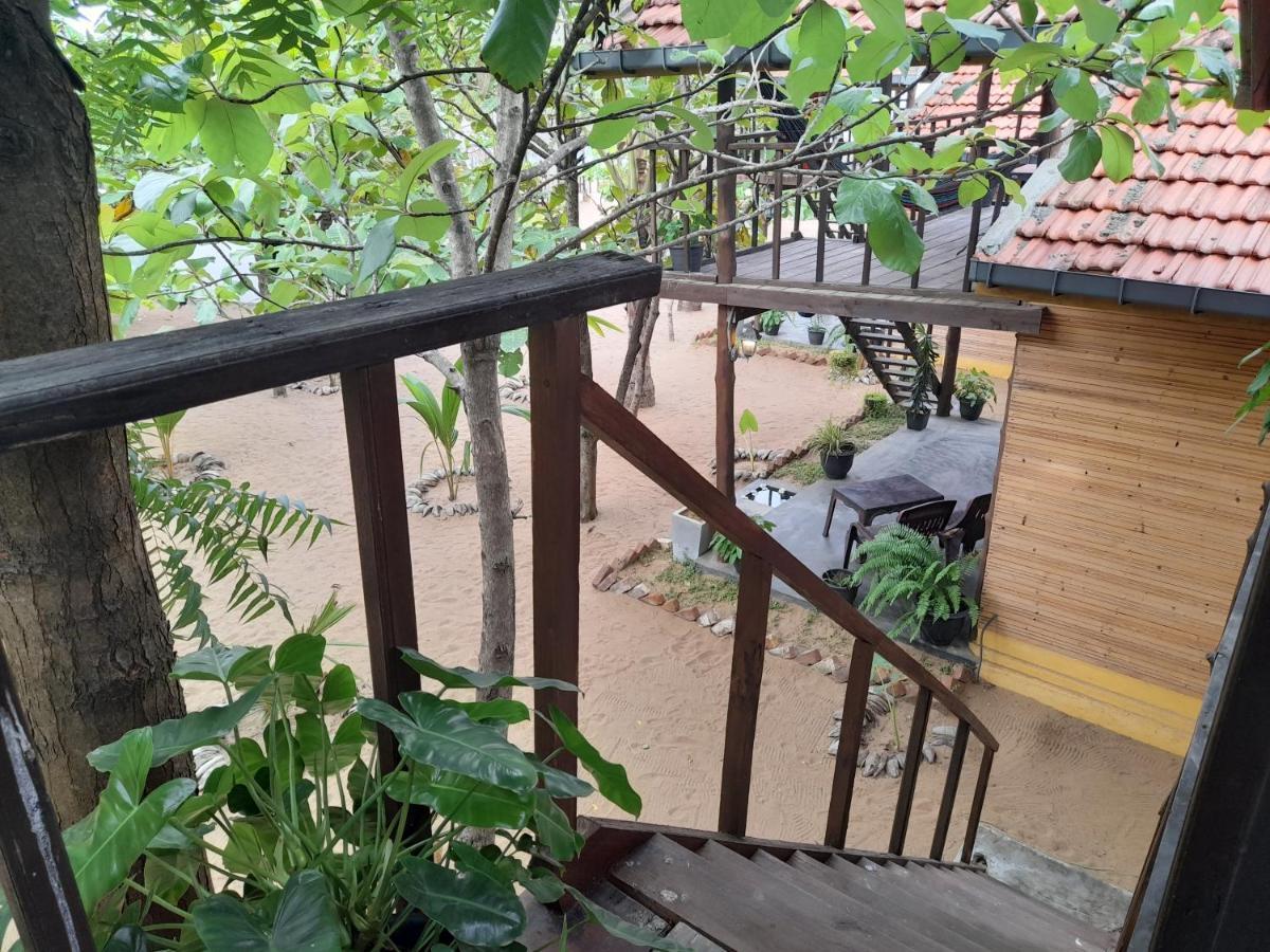 Golden Beach Chalets Arugam Bay Luaran gambar