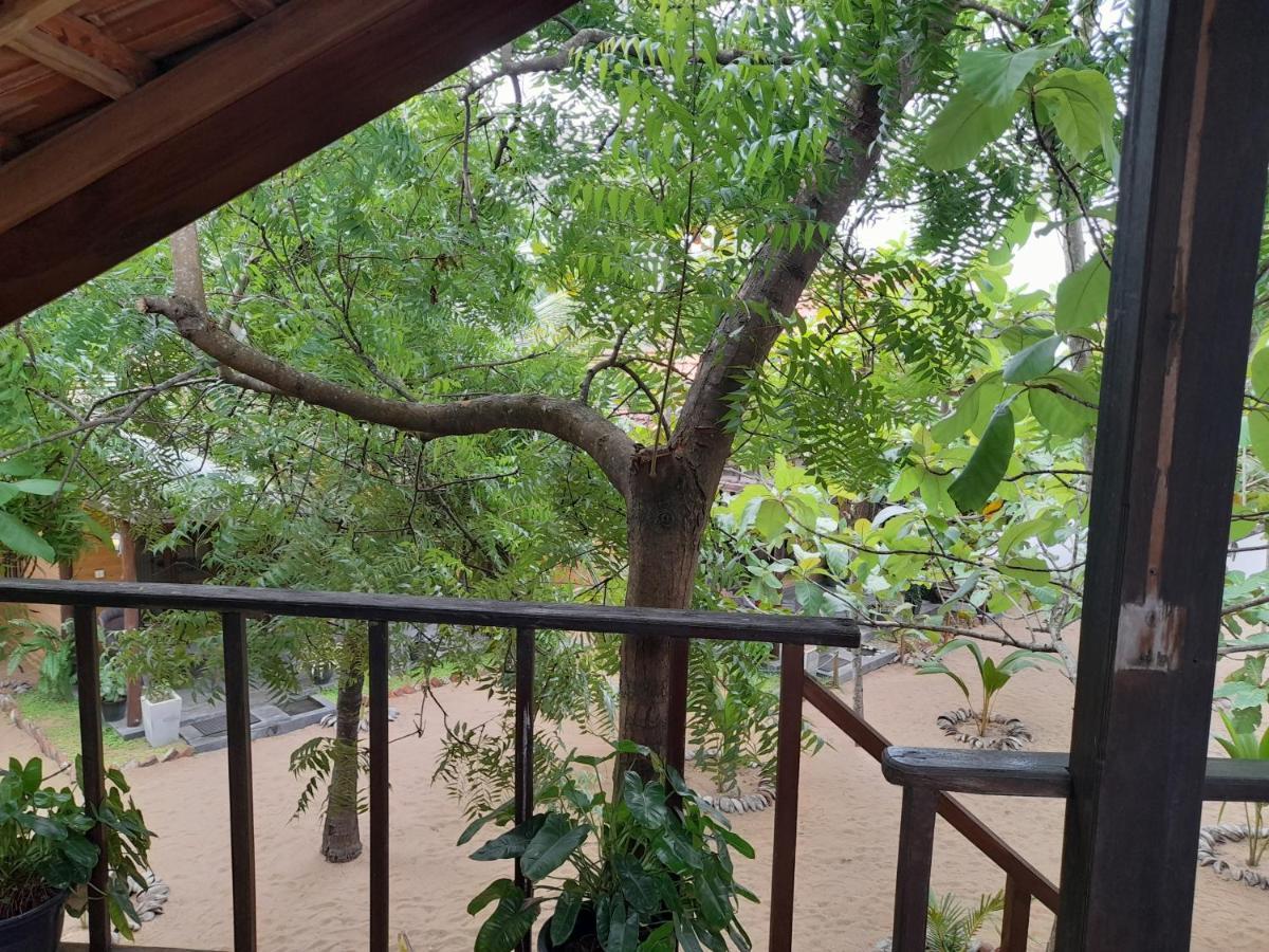 Golden Beach Chalets Arugam Bay Luaran gambar